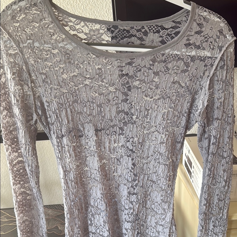 Elegant Gray Lace Long Sleeve Top